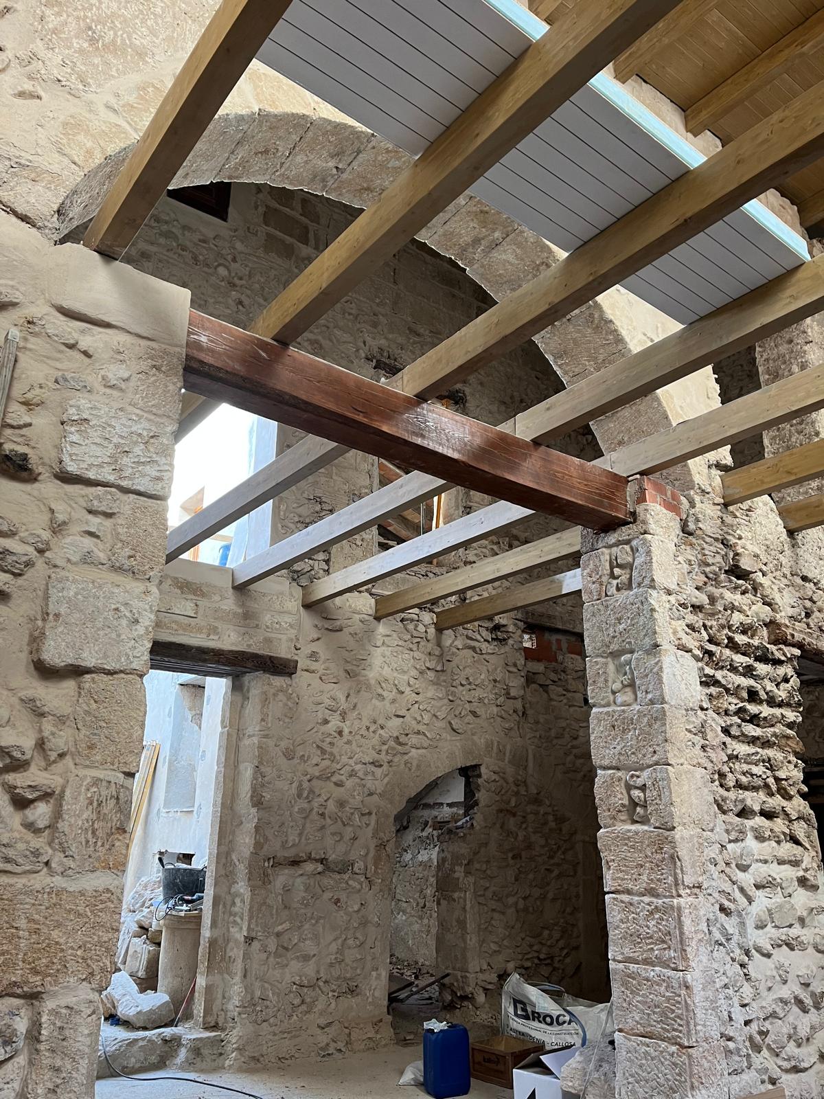 Reconstrucción completa de vivienda histórica
